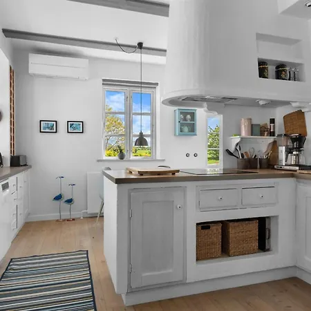 度假居 Goti - 850m From The Sea By Interhome Tranekær