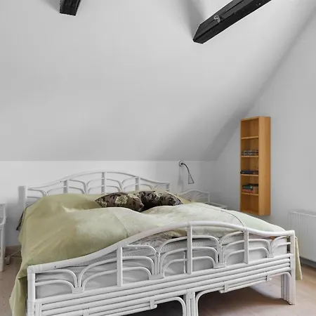 Goti - 850m From The Sea By Interhome